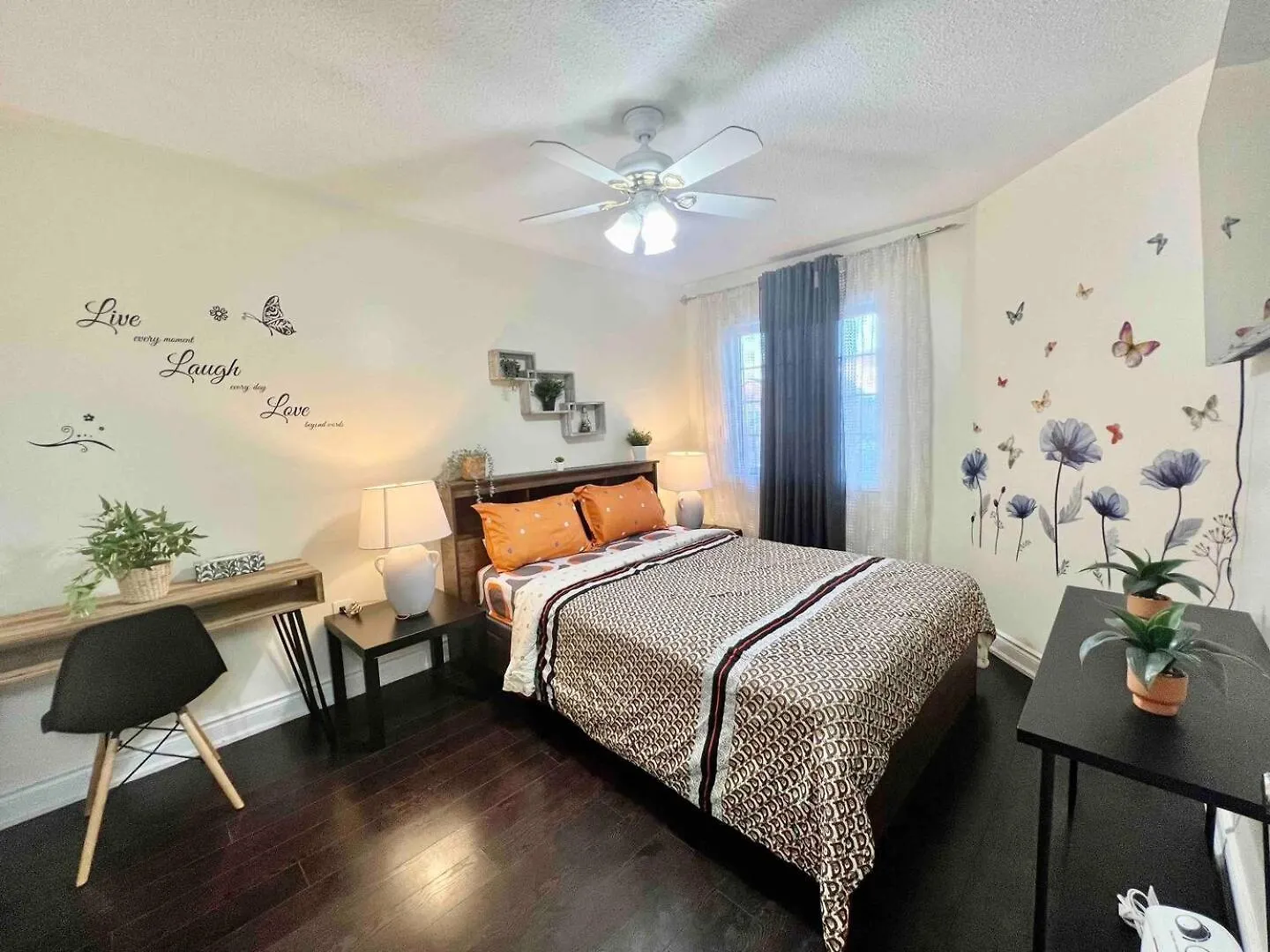 R2 Private Room Near Airport ميسيسوجا