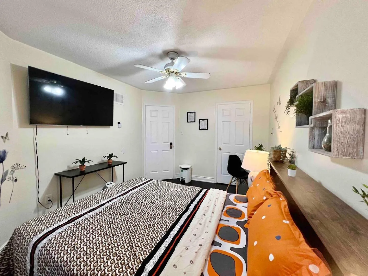 R2 Private Room Near Airport ميسيسوجا كندا