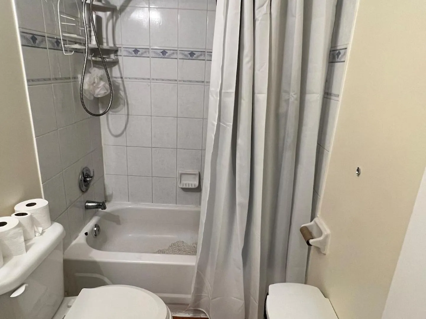 R2 Private Room Near Airport ミシサガ カナダ